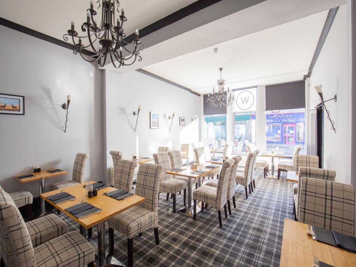 The Ben Mhor Hotel, Bar & Restaurant Grantown-on-Spey Eksteriør billede