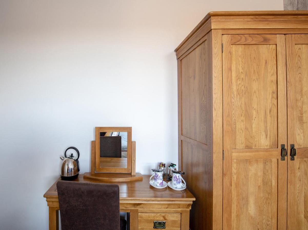 The Ben Mhor Hotel, Bar & Restaurant Grantown-on-Spey Eksteriør billede